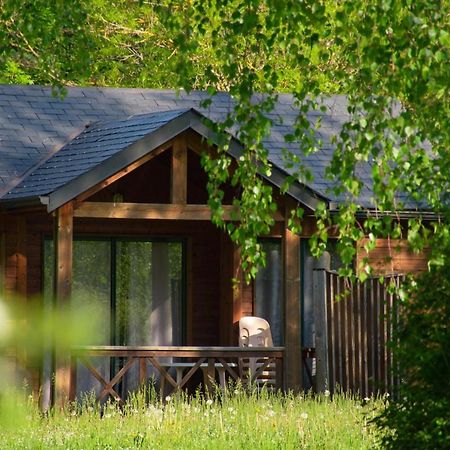 Les Chalets De Booz Saint-Germain-du-Teil Luaran gambar